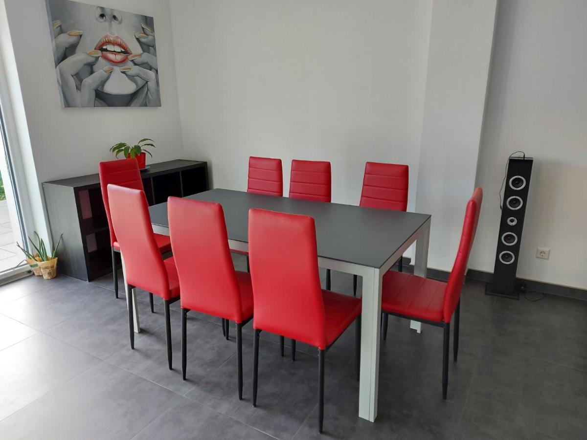 Several Different Rooms, Newly Furnished, In A New House In Vichten Ngoại thất bức ảnh