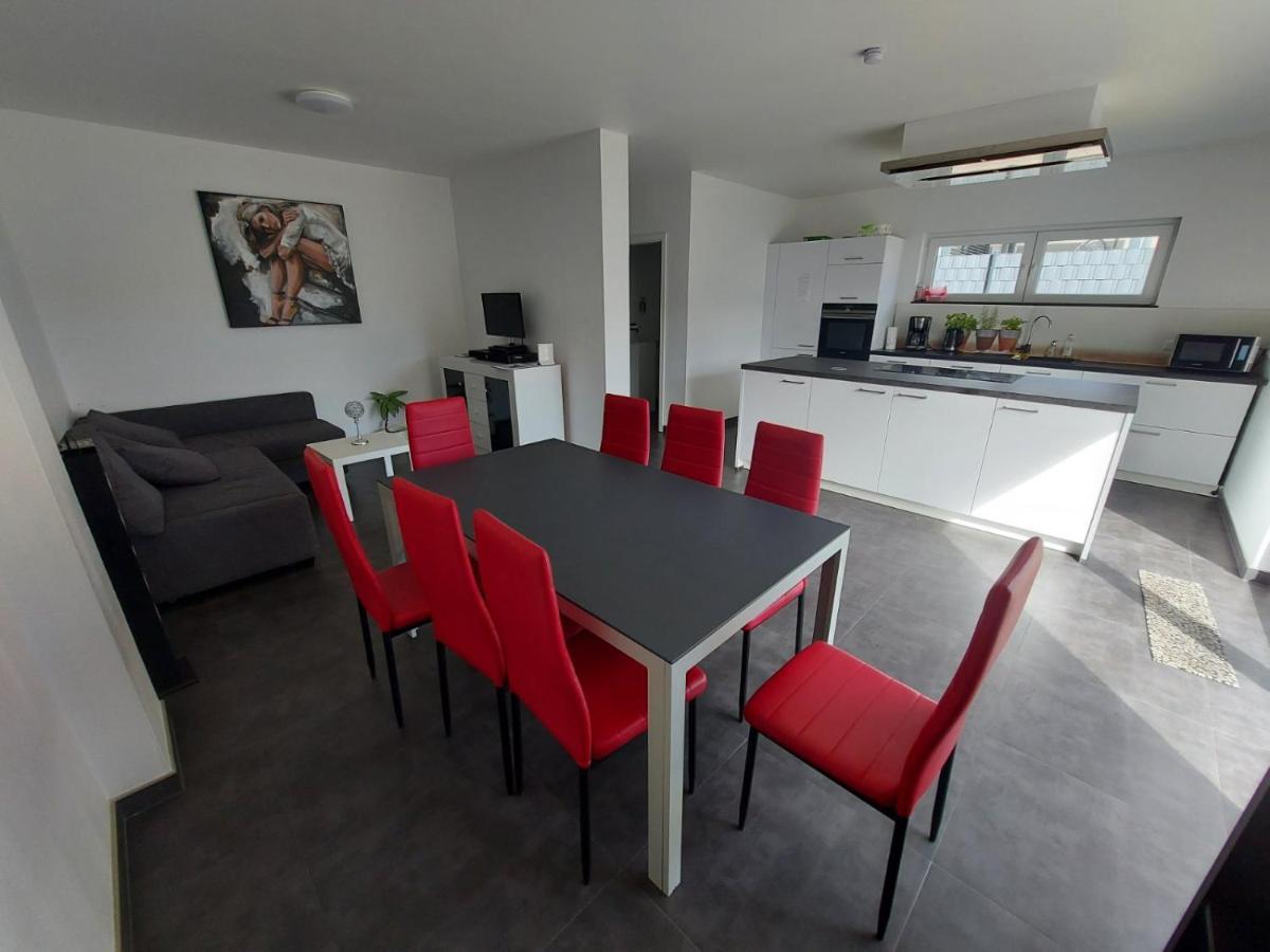Several Different Rooms, Newly Furnished, In A New House In Vichten Ngoại thất bức ảnh